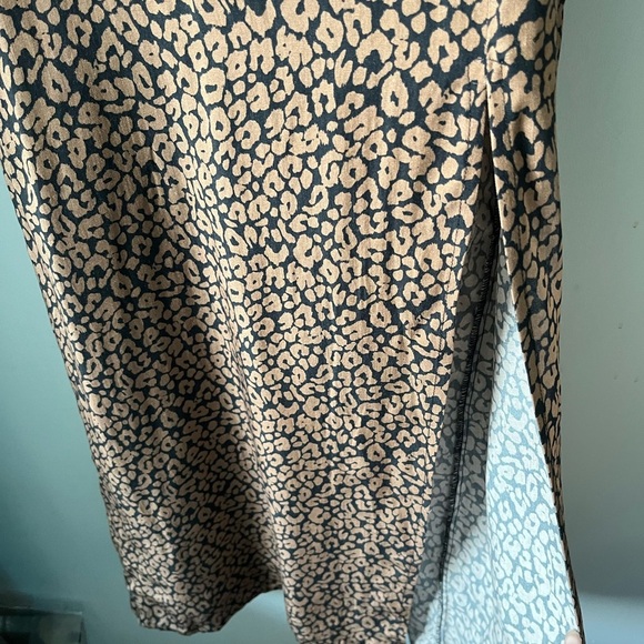 Park & Fifth Black and Brown Cheetah Brown Long Sleeve Leg Slit Dress - XS - Picture 4 of 12